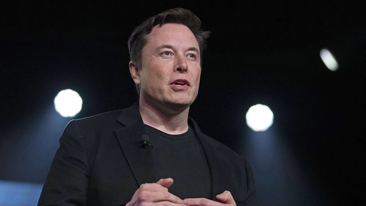Elon Musk has moved to the top of the list of the richest people in the world