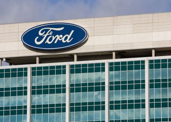 Ford will spend $ 315 million to transform a plant in the UK