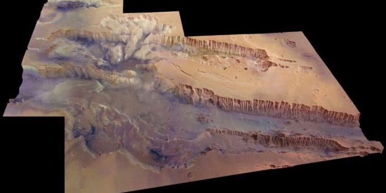 A large amount of water has been discovered on Mars, the largest canyon in the solar system A large amount of water has been discovered on Mars, the largest canyon in the solar system