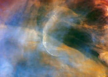 Hubble Captures Colorful Celestial Cloudscape in the Orion Nebula