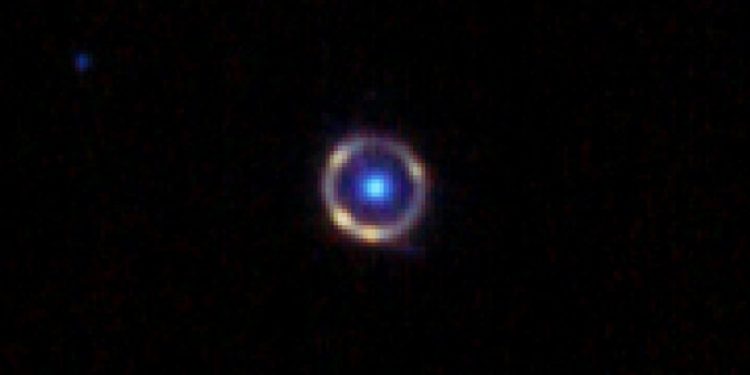 The James Webb Space Telescope spotted the Einstein ring The James Webb Space Telescope spotted the Einstein ring