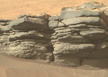 Strange Green Rocks Found on Mars—What Does It Mean?
