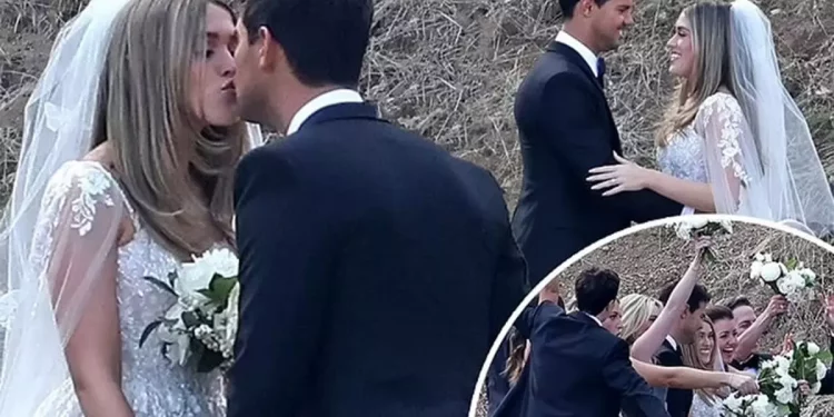 “Twilight” star Taylor Lautner got married – first photos from the wedding “Twilight” star Taylor Lautner got married – first photos from the wedding