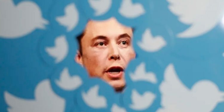 Elon Musk fired 3 Twitter employees after engaging in controversy with him Elon Musk fired 3 Twitter employees after engaging in controversy with him