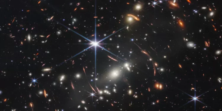 James Webb Space Telescope spots rare red spiral galaxies in the early universe James Webb Space Telescope spots rare red spiral galaxies in the early universe