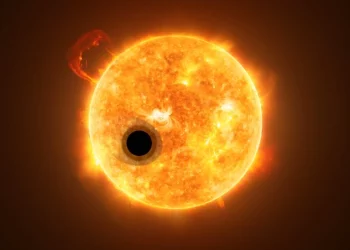 The James Webb Space Telescope has found the tiny tail of a close-in exoplanet that’s losing its atmosphere.