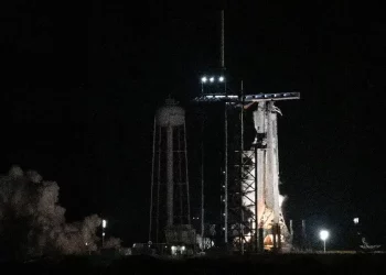 SpaceX Dragon crew to blast off for ISS