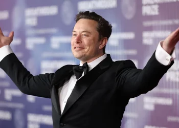 xAI, Elon Musk’s OpenAI rival, is closing on B in funding and X, his social network, is already one of its shareholders