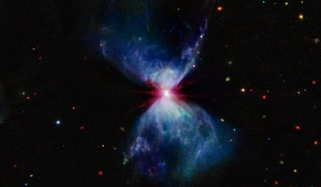 Astronomers Reveal Stunning Image of Baby Star Coming Into Existence Astronomers Reveal Stunning Image of Baby Star Coming Into Existence