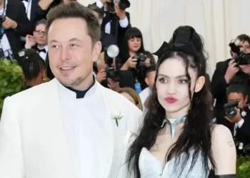 Grimes’ mother says Elon Musk is ‘withholding’ his children from her daughter: ‘Please Elon, I beg you’